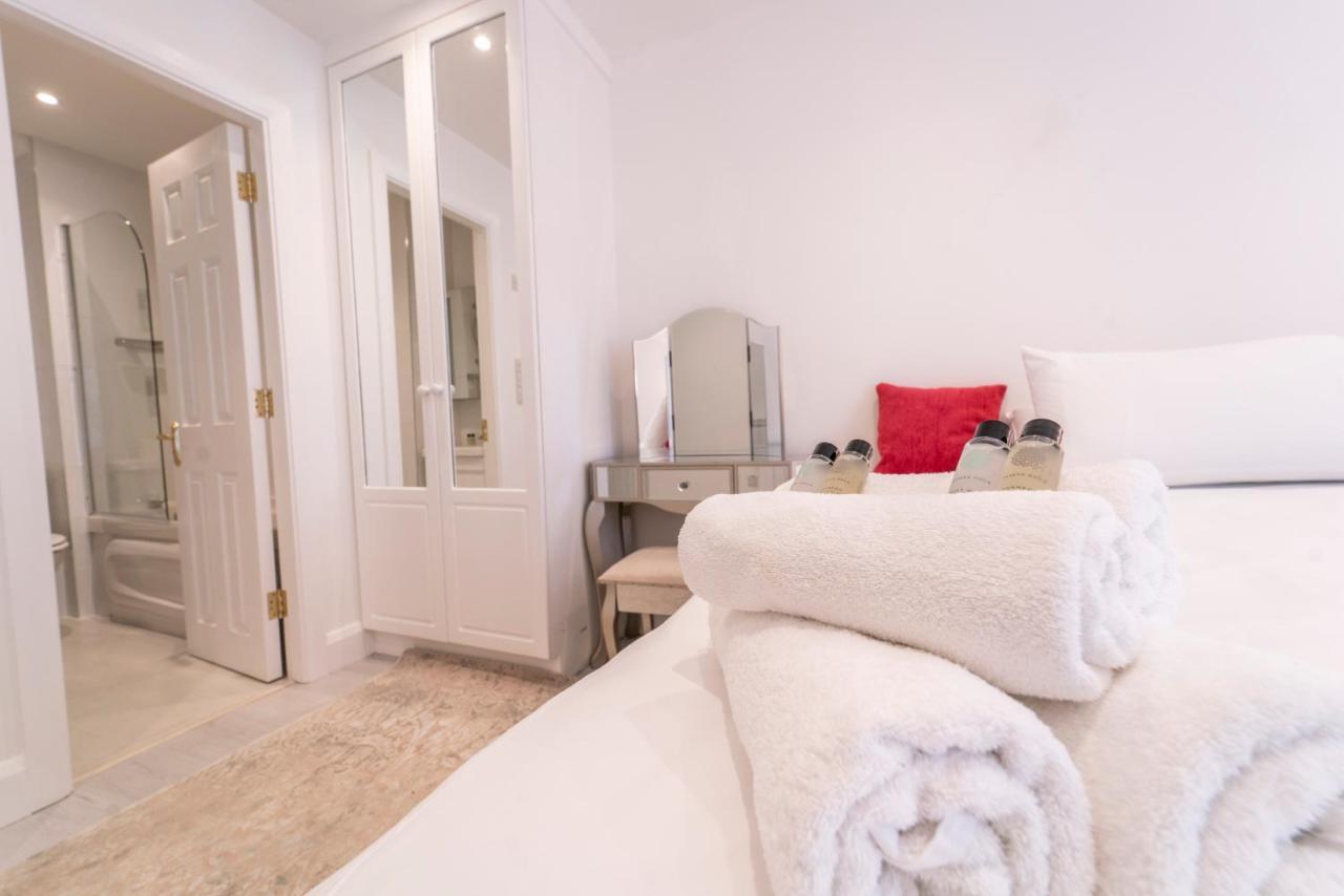 Luxurious Seaside Apartment Galway Exterior foto